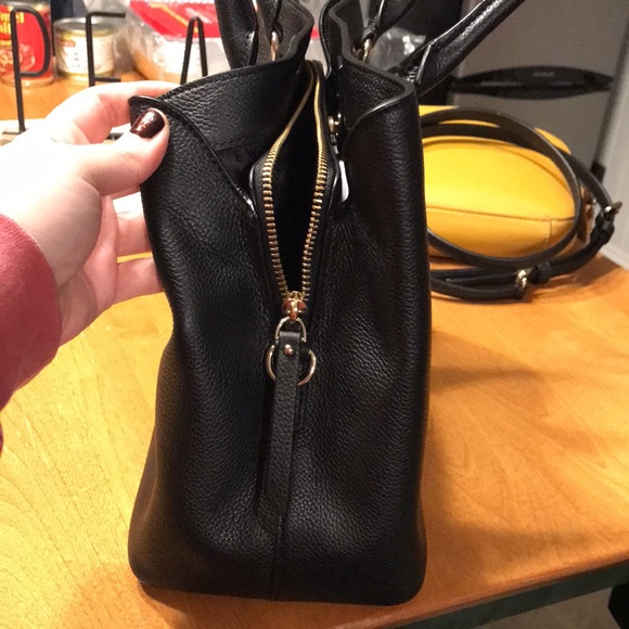 Brand new with tags Kate Spade black leather handbag with strap - Picture 4 of 13